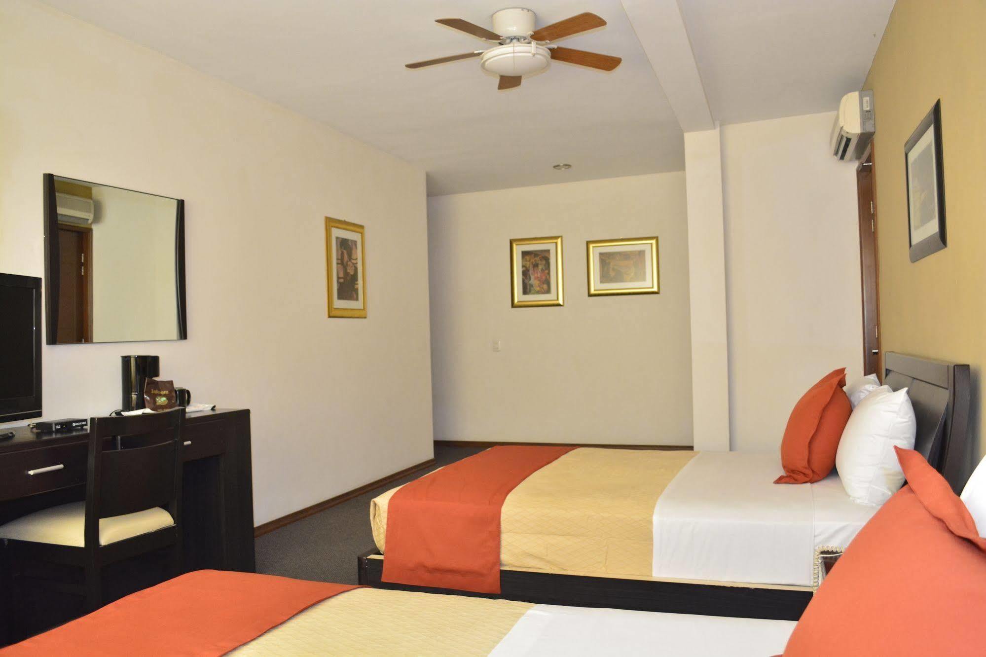 Hotel Porto Alegre Guadalajara Luaran gambar