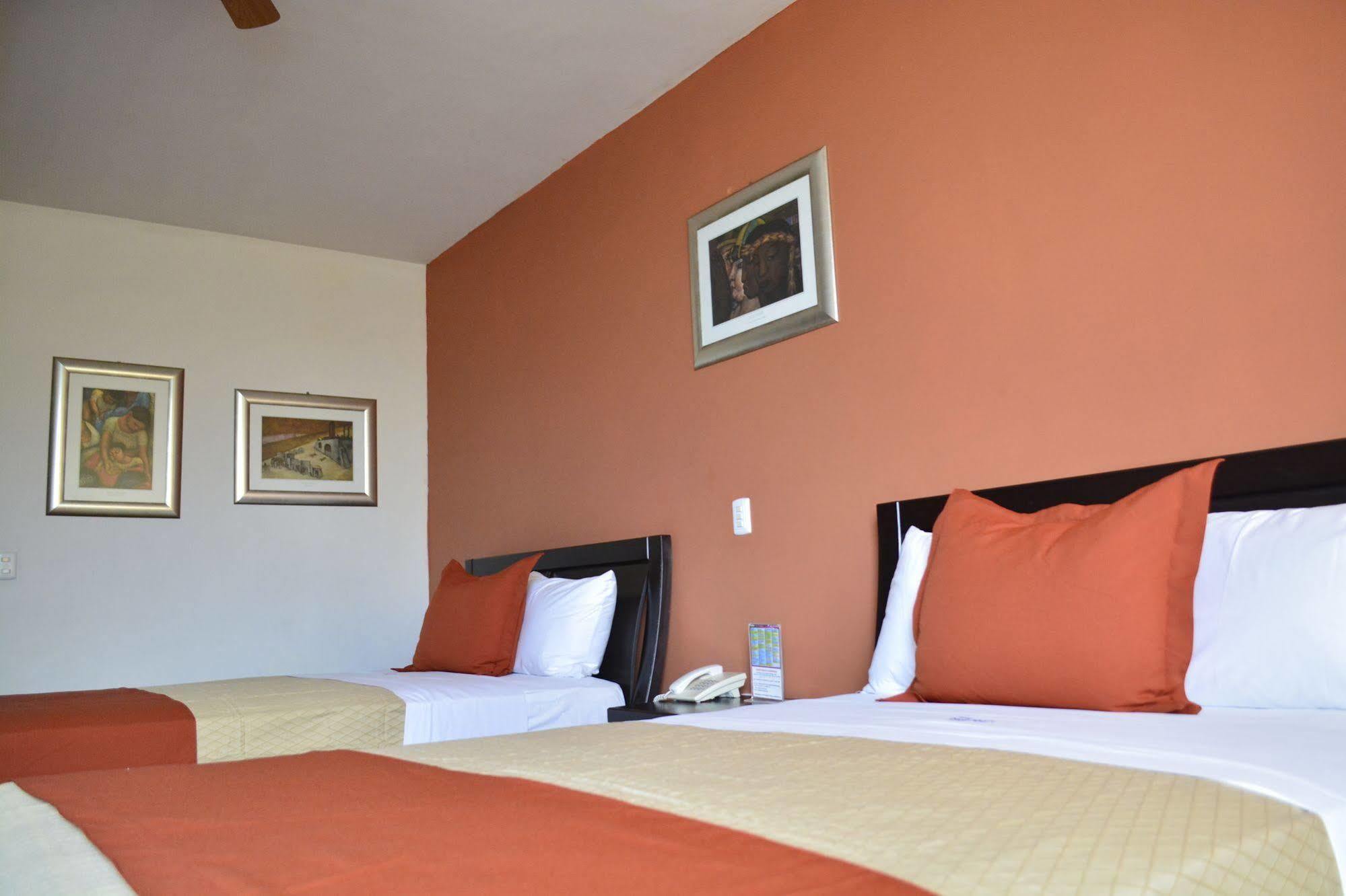 Hotel Porto Alegre Guadalajara Luaran gambar