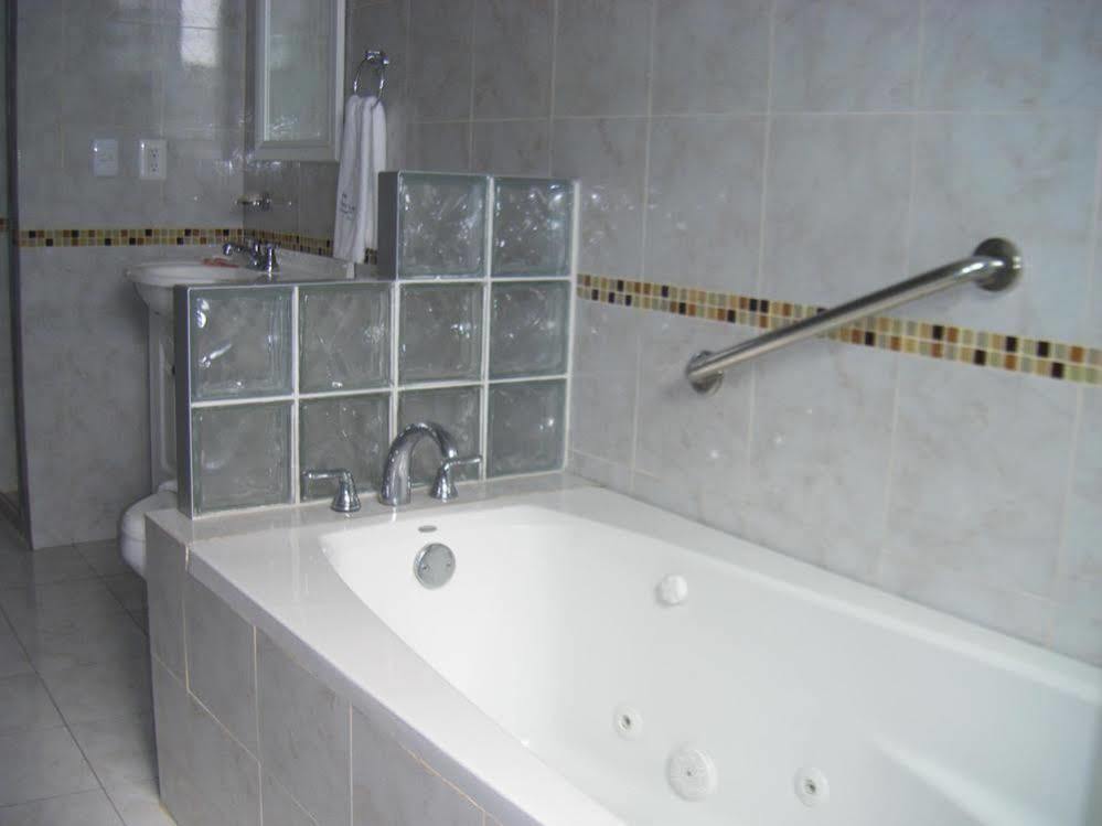 Hotel Porto Alegre Guadalajara Luaran gambar
